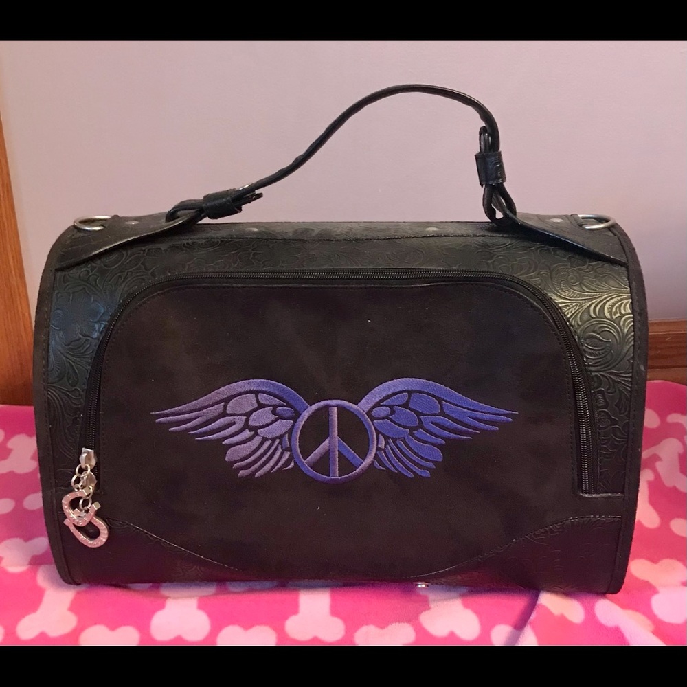Pet Flys black and purple pet carrier